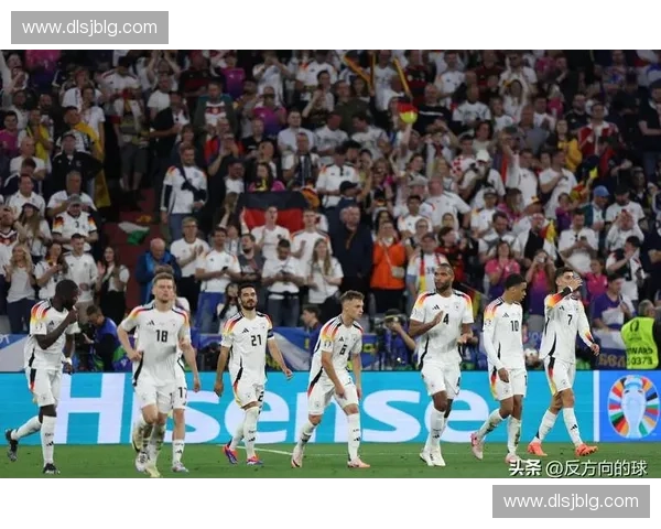 球员转会风云再起多方豪门竞逐新星引爆足坛格局变动